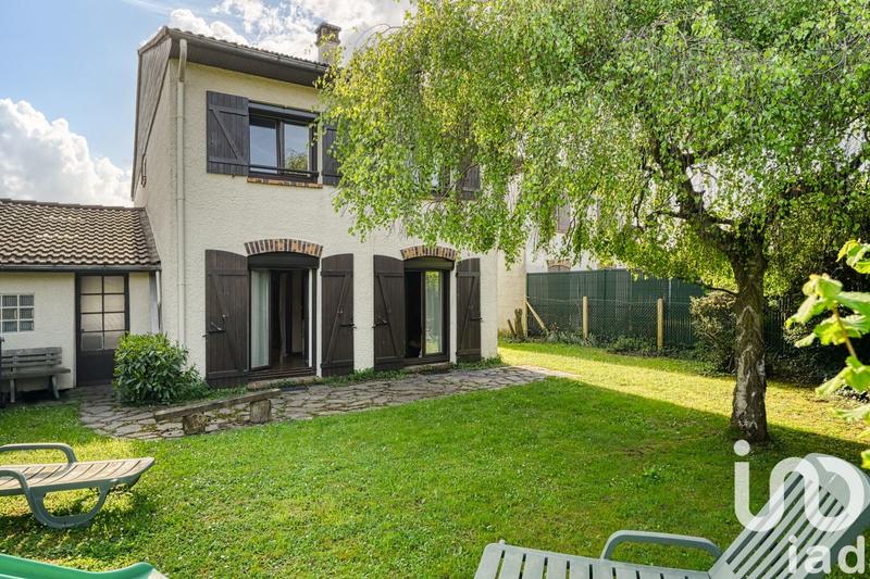 Maison - 106 m² - 6 pièces