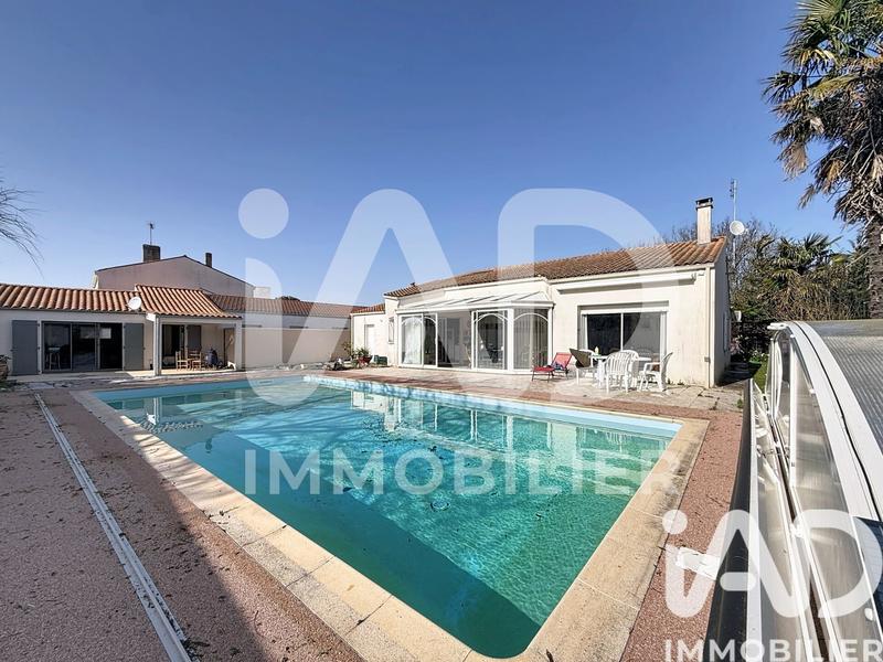 Maison - 187 m² - 7 pièces