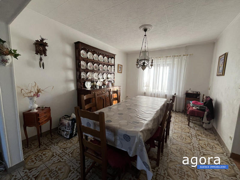 Maison - 90 m² - 4 pièces