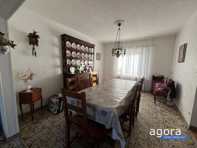 Maison - 90 m² - 4 pièces