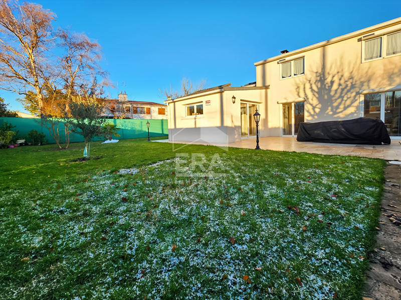 Maison - 153 m² - 7 pièces