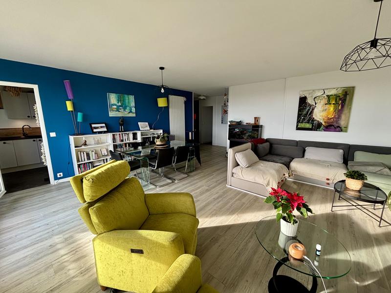 Appartement - 96 m² - 5 pièces