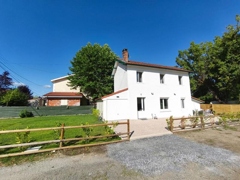 Maison - 100 m² - 4 pièces