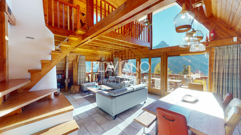 Maison - 147 m² - 7 pièces