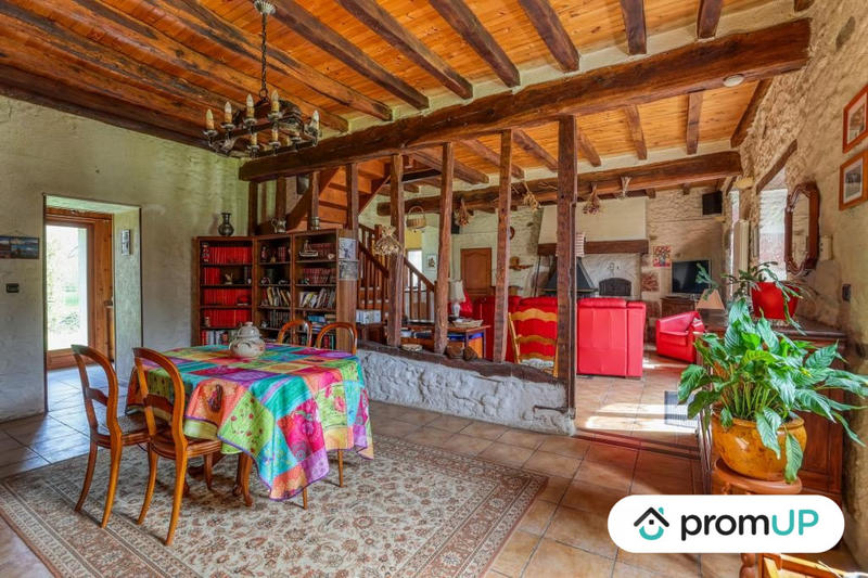 Maison - 180 m² - 6 pièces