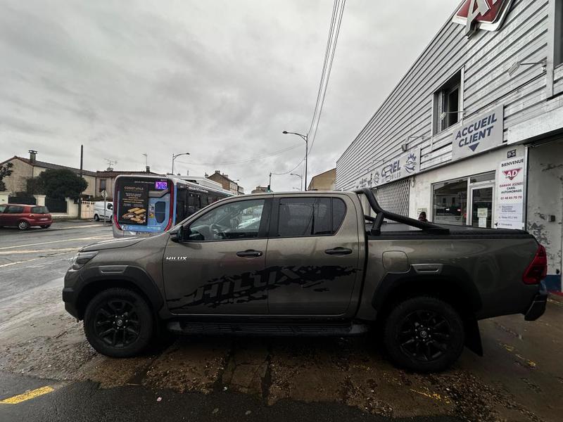 Toyota Hilux IV 4wd 2.8 d-4d 204 Double Cabine Invincible 4x4