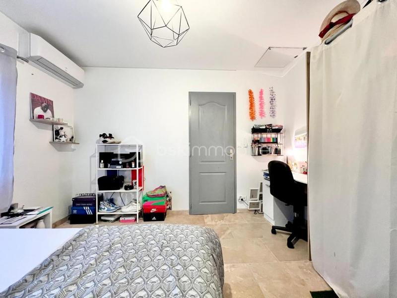 Villa - 165 m² - 6 pièces