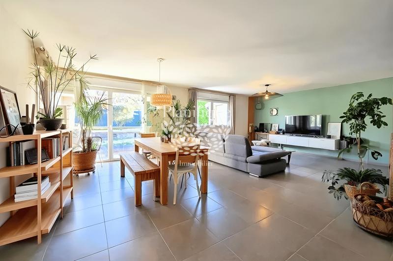 Duplex - 98 m² - 4 pièces