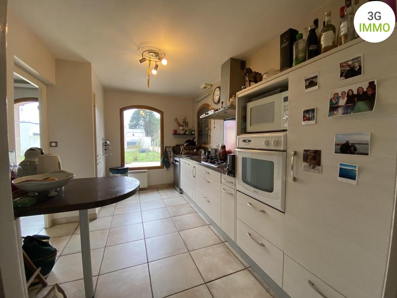 Maison - 180 m² - 7 pièces