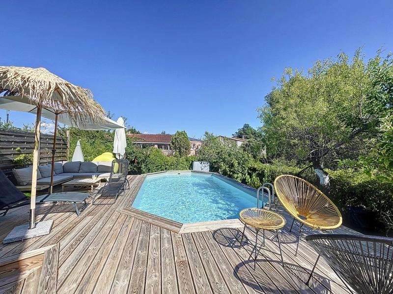 Appartement - 85 m² - 4 pièces