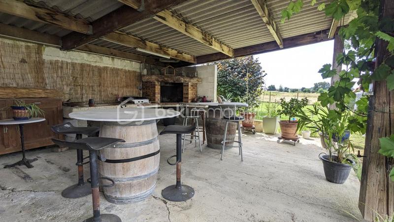 Maison traditionnelle - 203 m² - 7 pièces