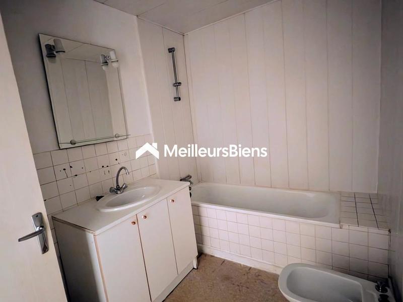 Appartement ancien - 79 m² - 5 pièces