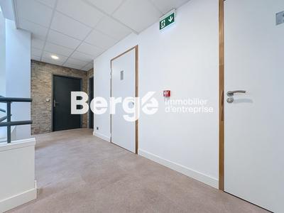 Bureau - 169 m²
