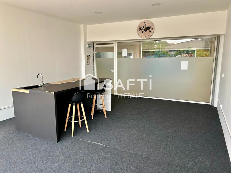 Bureau - 70 m² - 2 pièces