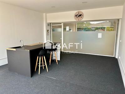 Bureau - 70 m² - 2 pièces