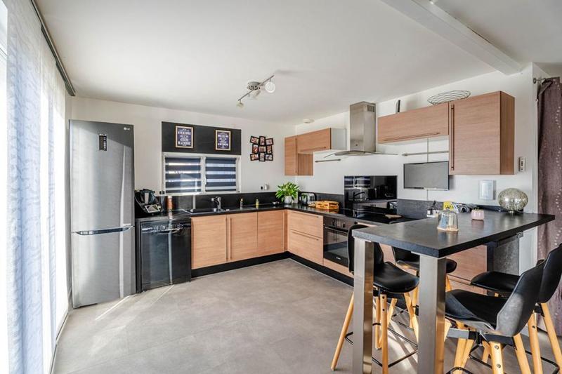 Maison - 165 m² - 6 pièces