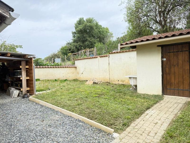 Maison - 90 m² - 3 pièces