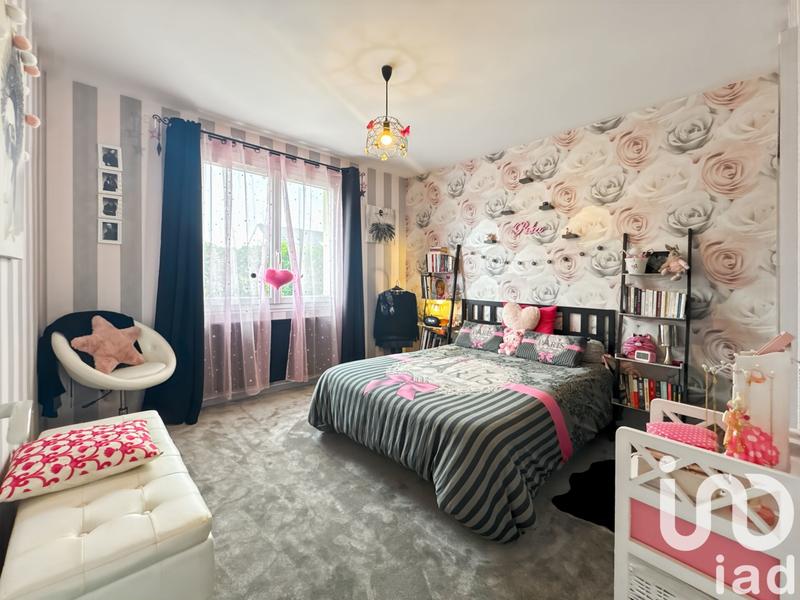 Maison - 98 m² - 4 pièces