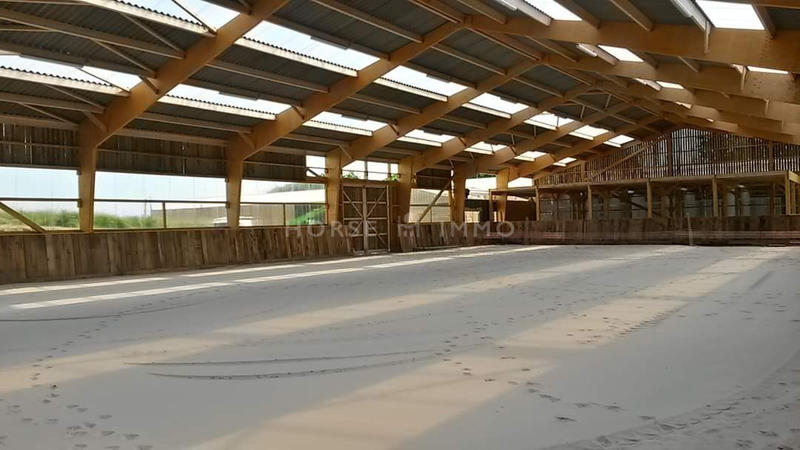 Maison - 418 m² - 12 pièces