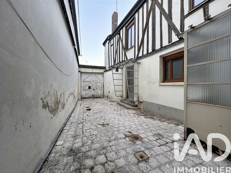 Maison de village - 245 m² - 7 pièces