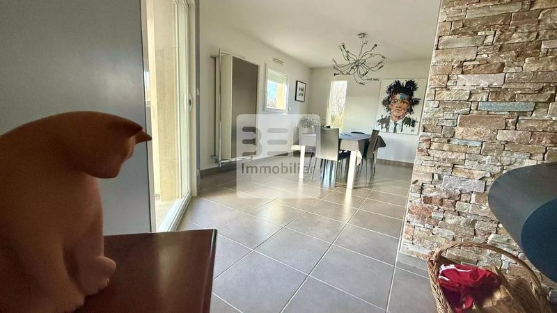 Maison - 159 m² - 6 pièces