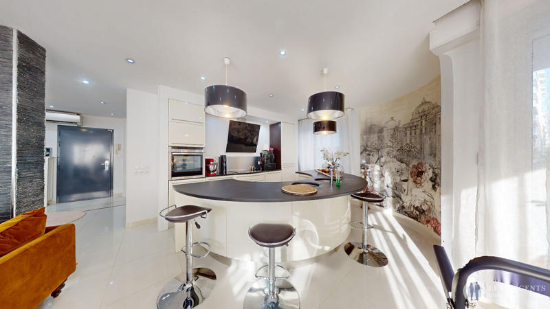 Appartement - 88 m² - 3 pièces