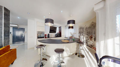 Appartement - 88 m² - 3 pièces