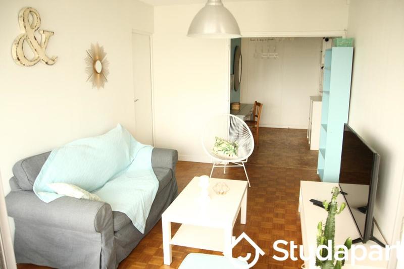 Chambre - 12 m² - 1 pièce