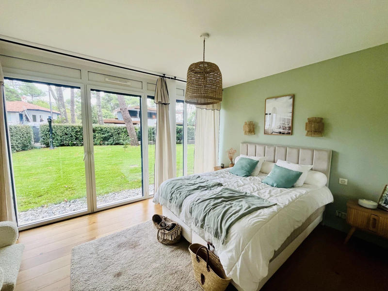 Appartement - 192 m² - 5 pièces