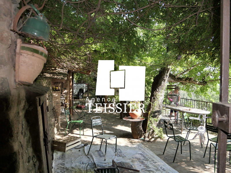 Mas - 130 m² - 5 pièces