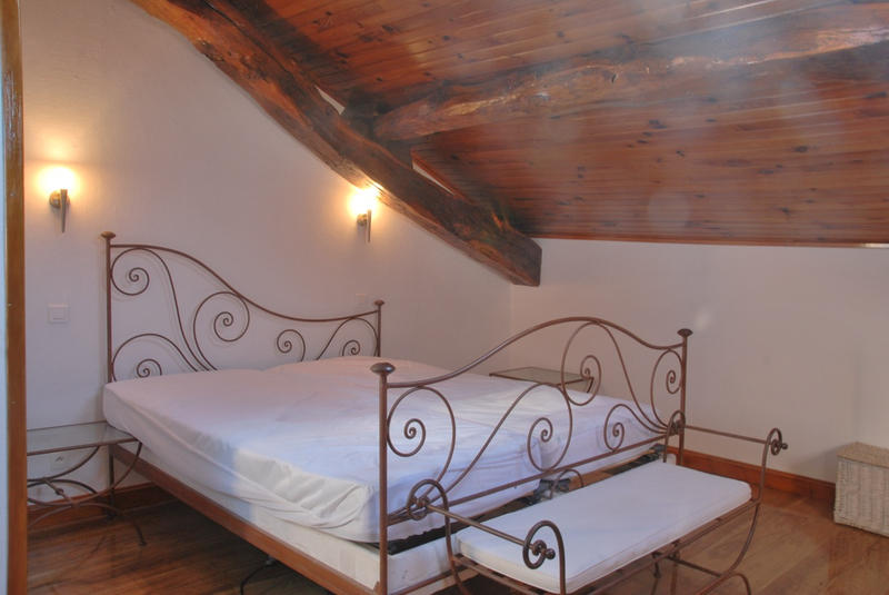 Maison - 167 m² - 9 pièces