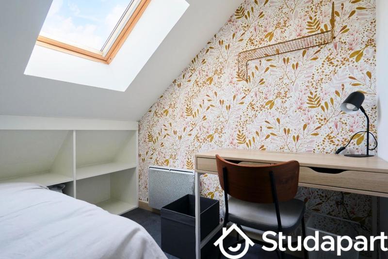 Chambre - 12 m² - 1 pièce