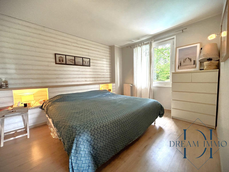 Maison traditionnelle - 143 m² - 5 pièces