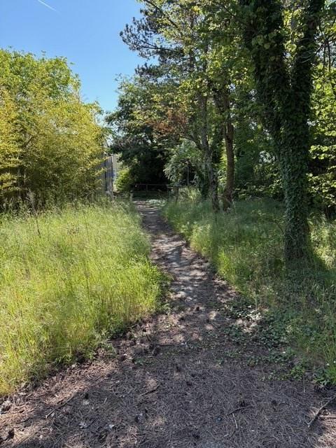 Terrain constructible - 650 m²