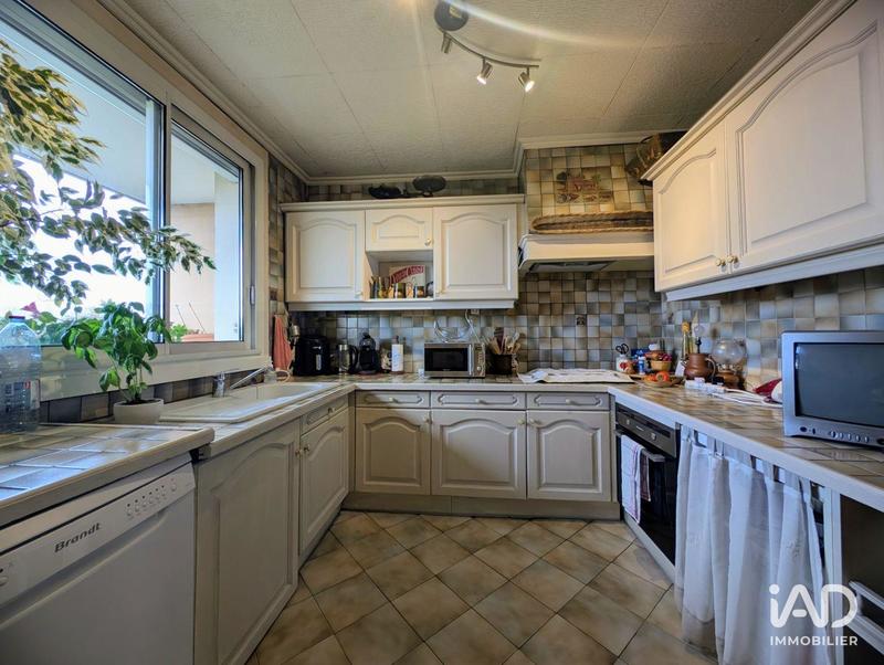 Appartement - 80 m² - 3 pièces