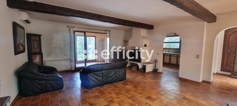 Maison - 180 m² - 6 pièces