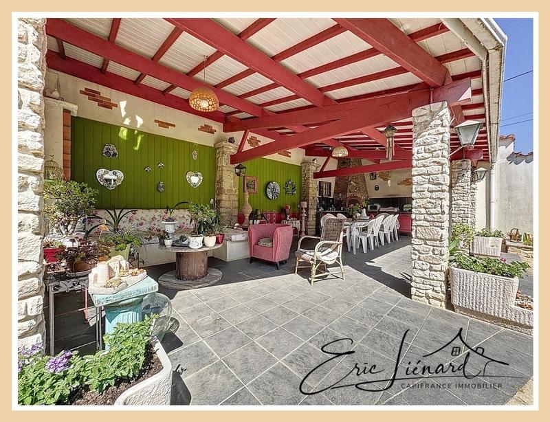 Maison - 182 m² - 7 pièces