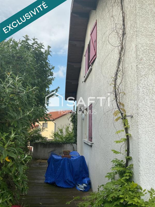 Maison - 106 m² - 7 pièces