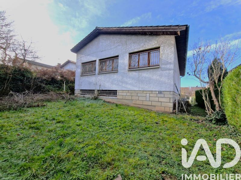 Maison - 93 m² - 5 pièces