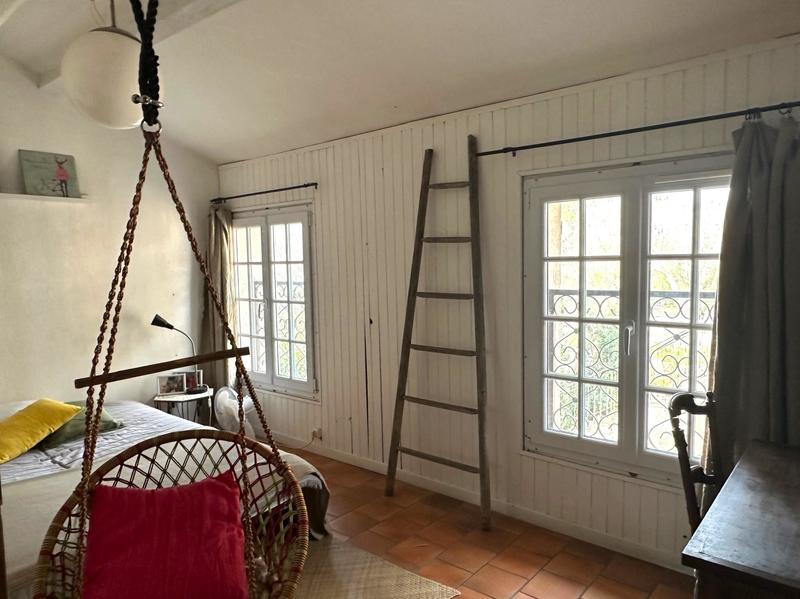 Maison - 111 m² - 6 pièces