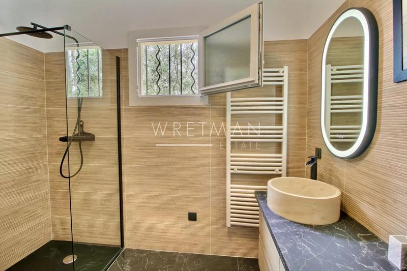 Villa - 100 m² - 5 pièces