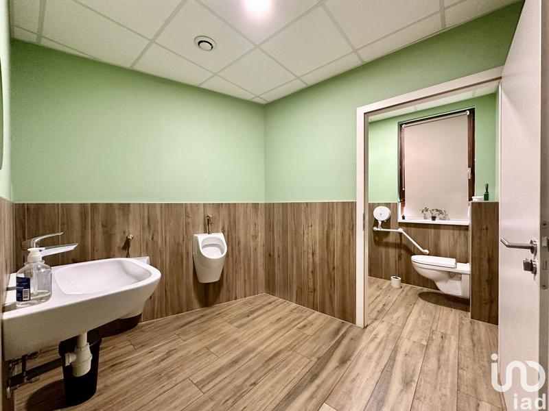 Local commercial - 140 m²