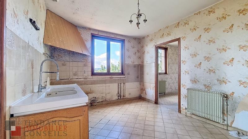 Maison - 210 m² - 8 pièces