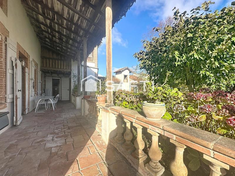 Maison - 176 m² - 7 pièces