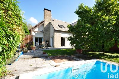 Maison - 160 m² - 7 pièces