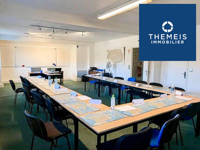 Local commercial - 120 m² - 2 pièces