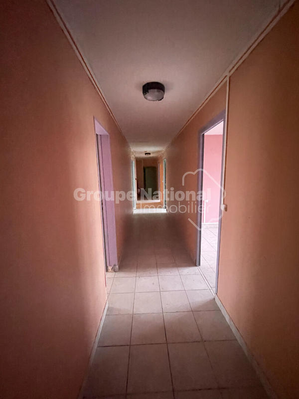 Immeuble - 21 pièces