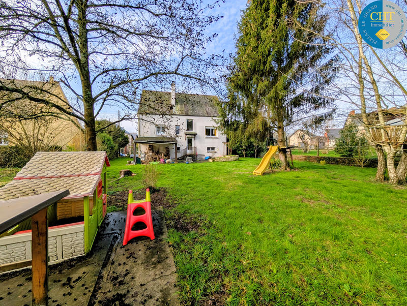 Maison - 143 m² - 7 pièces