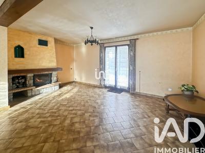 Maison - 157 m² - 6 pièces