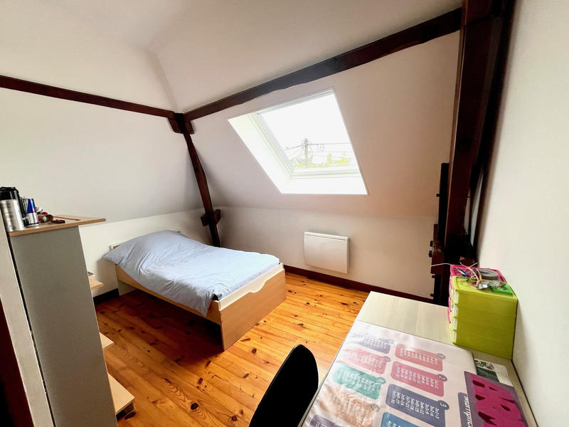 Maison - 265 m² - 11 pièces